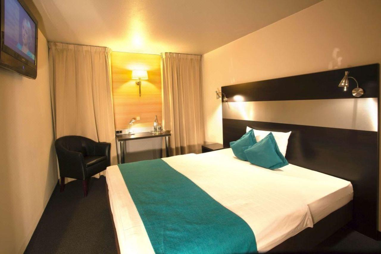 Centro Hotel Ayun Koln Bagian luar foto