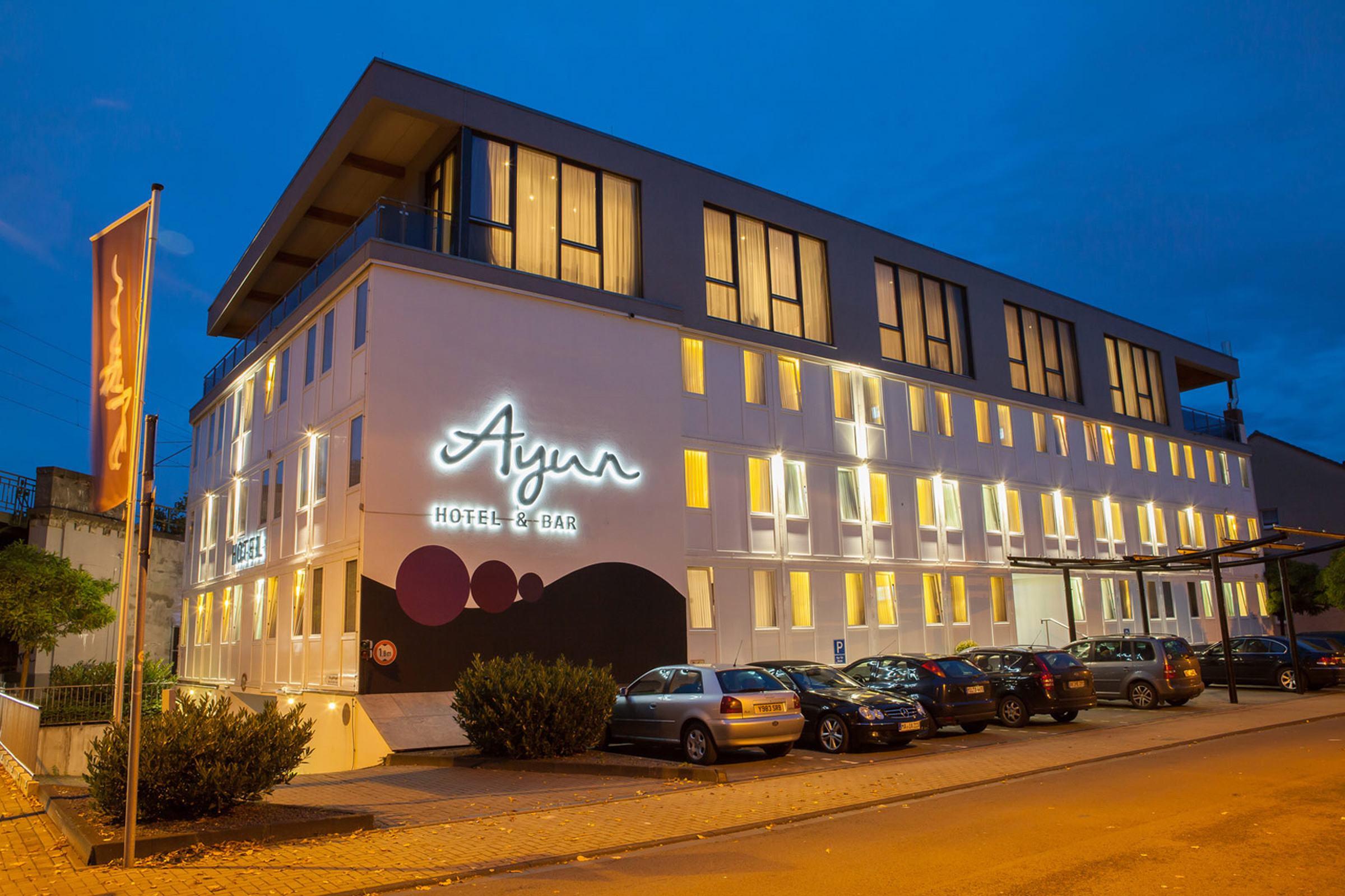 Centro Hotel Ayun Koln Bagian luar foto