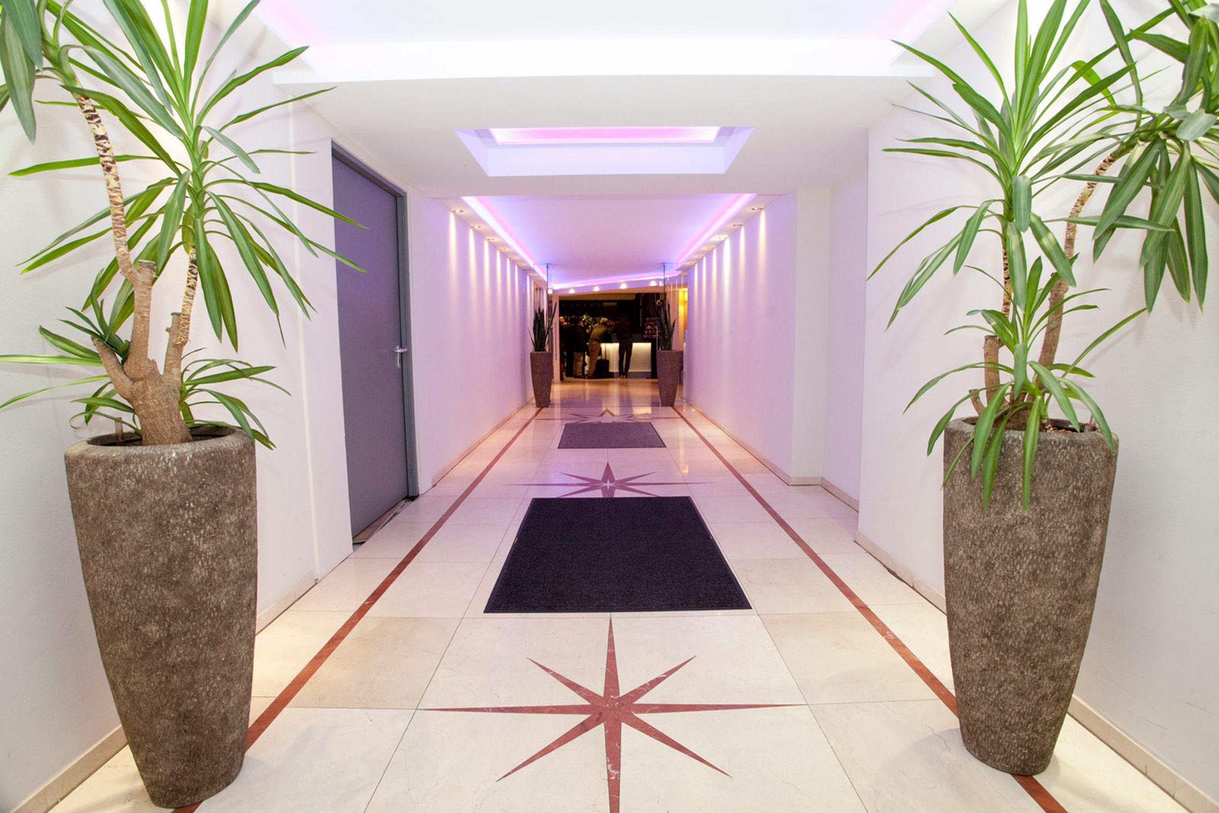 Centro Hotel Ayun Koln Bagian luar foto