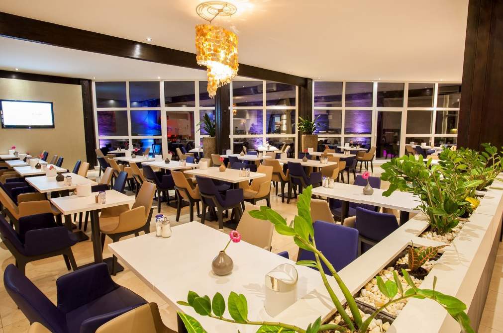 Centro Hotel Ayun Koln Bagian luar foto