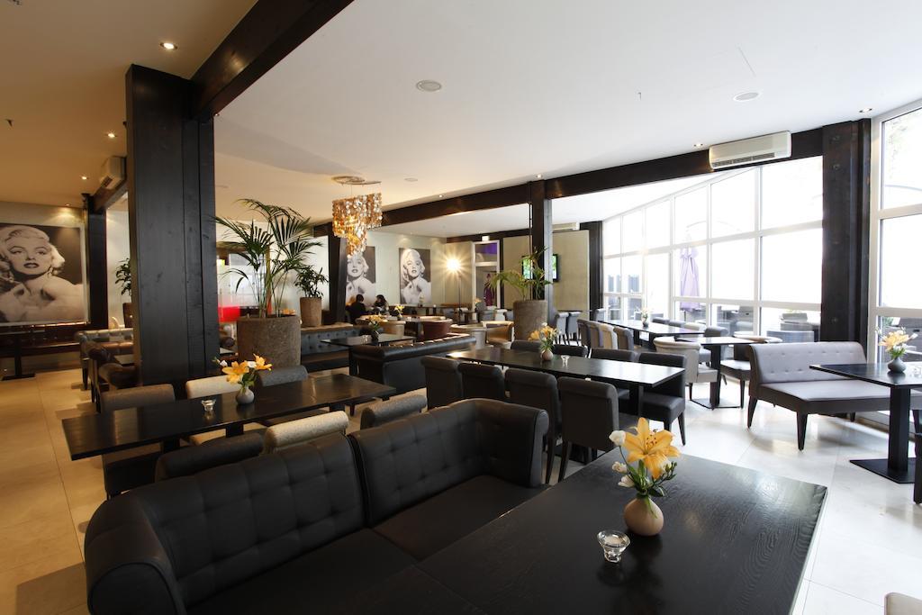 Centro Hotel Ayun Koln Bagian luar foto